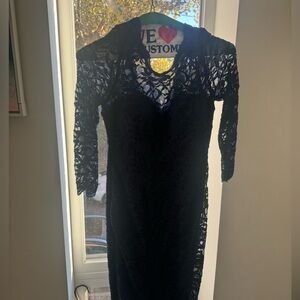 Cachet Navy Lace Long Sleeve Gown